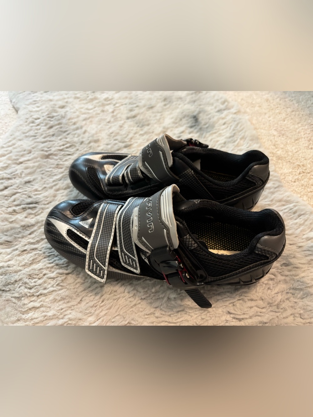 Gavin spin shoe size 40
